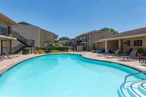 159 Pet Friendly Apartments for Rent in Meyerland Area .